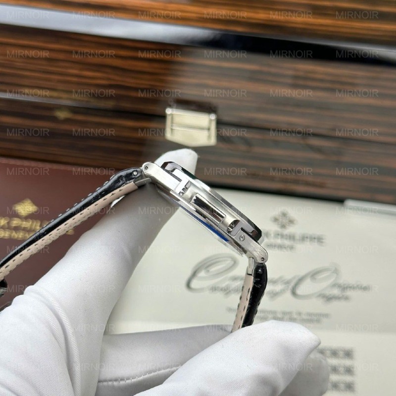 Dong-Ho-Patek-Philippe-Nautilus-5722-Replica-11-Mat-Xanh-Dinh-Da-Baguette-PPF-Factory-40mm-1-1024x1024.jpg