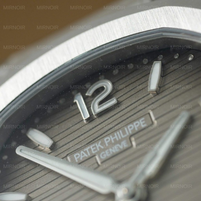 Dong-Ho-Patek-Philippe-Nautilus-7118-Replica-11-Mat-Xam-3K-Factory-35-4-1024x1024.jpg