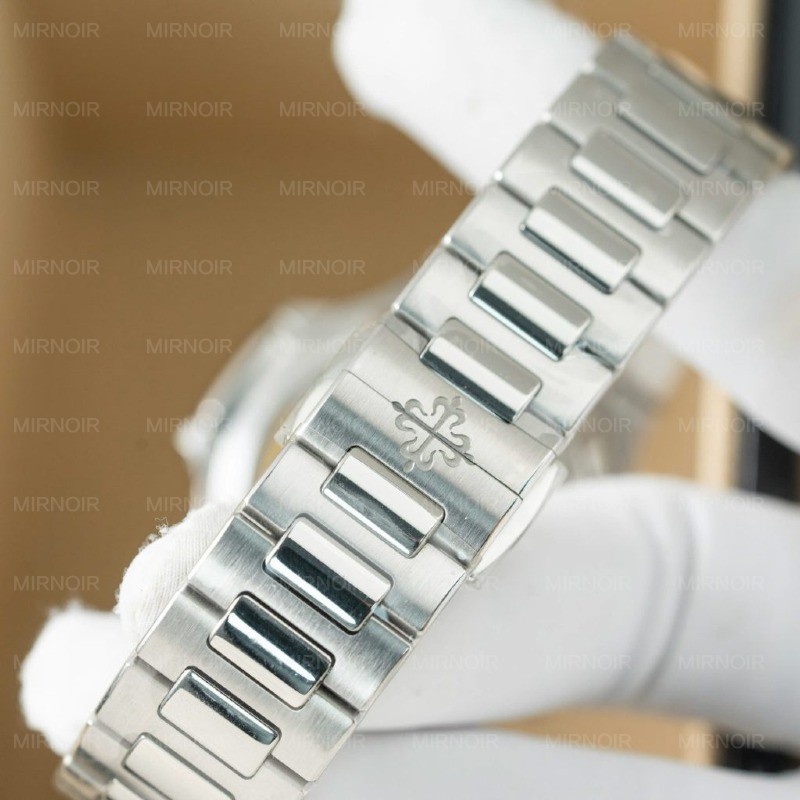 Dong-Ho-Patek-Philippe-Nautilus-7118-Replica-11-Mat-Xam-3K-Factory-35-9-1024x1024.jpg