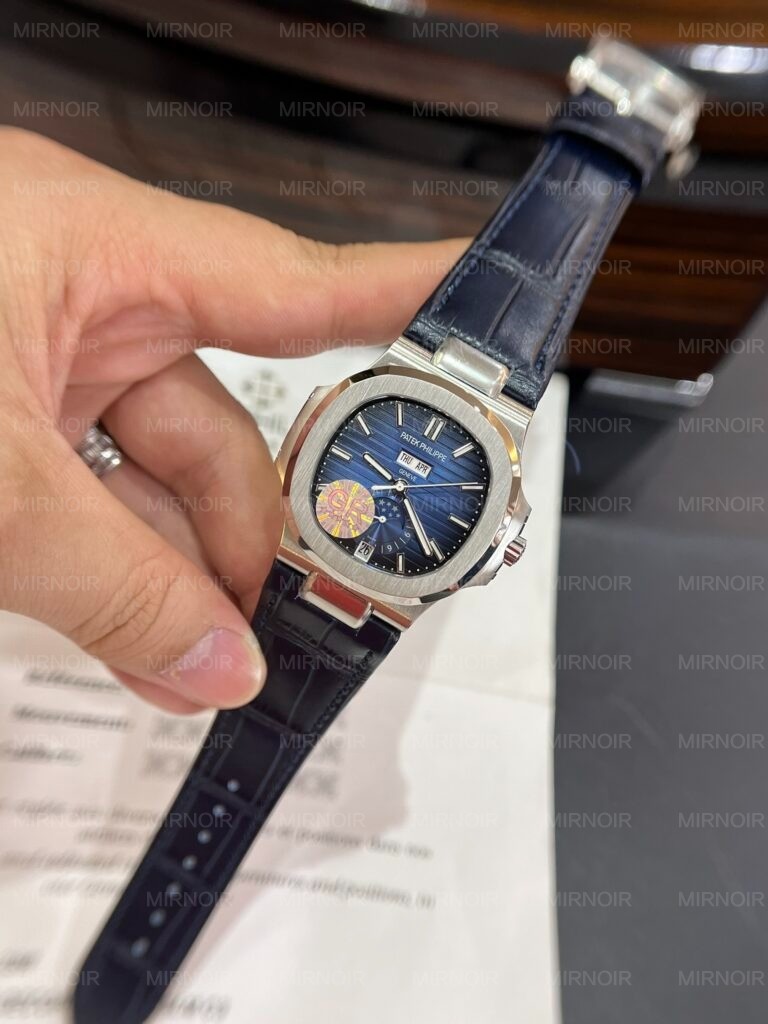 Dong-Ho-Patek-Philippe-5726G-Day-Da-Mau-Xanh-GRF-40-1-768x1024.jpg