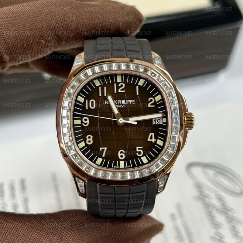 Dong-Ho-Che-Tac-Patek-Philippe-Aquanaut-5167R-Boc-Vang-Do-Moissanite-40mm-4-1024x1024.jpg