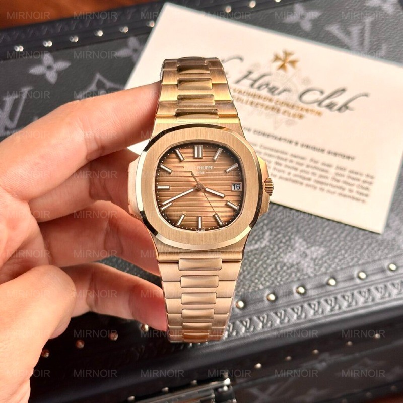 Dong-Ho-Patek-Philippe-Nautilus-5711-Mat-Nau-Vo-Vang-Hong-3K-Factory-40mm-2-1024x1024.jpg