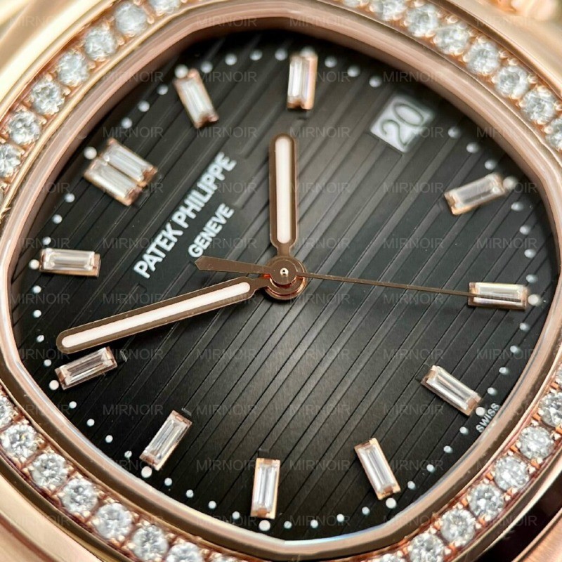 Dong-Ho-Patek-Philippe-5711-1024x1024.jpg