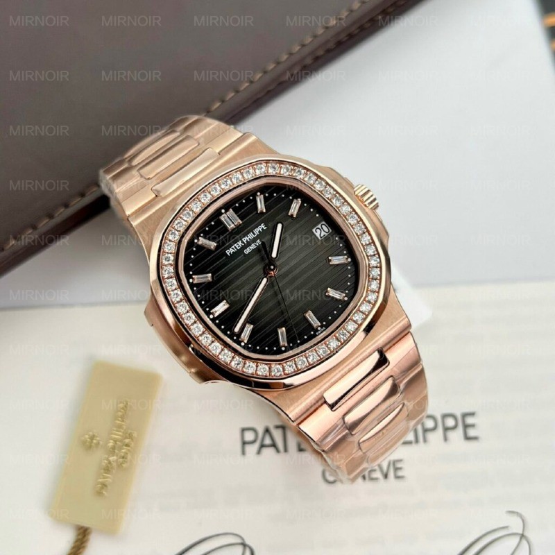 Dong-Ho-Patek-Philippe-5711-Boc-Vang-18K-1024x1024.jpg