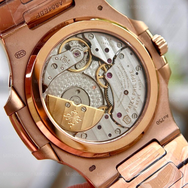Dong-Ho-Patek-Philippe-Nautilus-5712-Full-Chuc-Nang-Nha-May-PPF-2023-40mm-4-1024x1024.jpg
