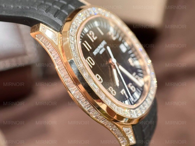 Dong-Ho-Patek-Philippe-Aquanaut-5167R-Vang-Khoi-18K-Kim-Cuong-Tu-Nhien-40mm-2-1024x768.jpg