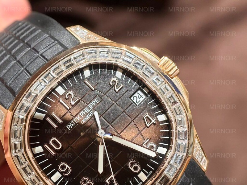 Dong-Ho-Patek-Philippe-Aquanaut-5167R-Vang-Khoi-18K-Kim-Cuong-Tu-Nhien-40mm-9-1024x768.jpg