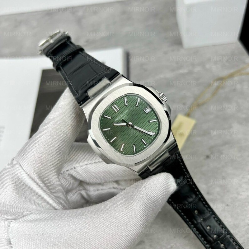 Dong-Ho-Patek-Philippe-Nautilus-5711-Replica-11-Mat-Xanh-La-Cay-40mm-4-1024x1024.jpg