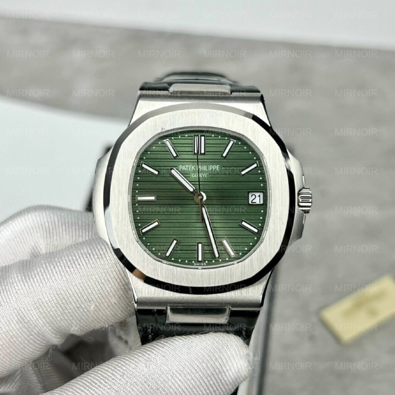Dong-Ho-Patek-Philippe-Nautilus-5711-Replica-11-Mat-Xanh-La-Cay-40mm-7-1024x1024.jpg