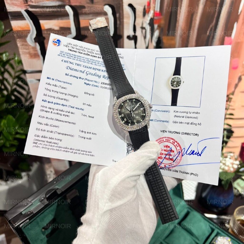 Dong-Ho-Patek-Philippe-Aquanaut-5167-Che-Tac-Kim-Cuong-Tu-Nhien-40mm-7-1024x1024.jpg