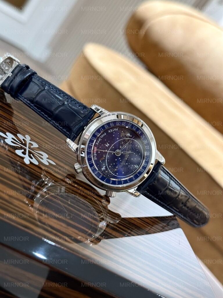 Dong-Ho-Patek-Philippe-Complications-6102-Replica-11-Mau-Xanh-Duong-44mm-1-768x1024.jpg