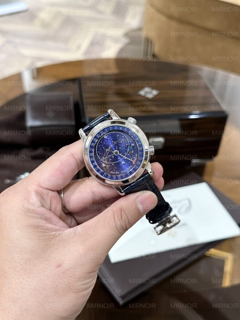 Dong-Ho-Patek-Philippe-Complications-6102-Replica-11-Mau-Xanh-Duong-44mm-8-768x1024.jpg