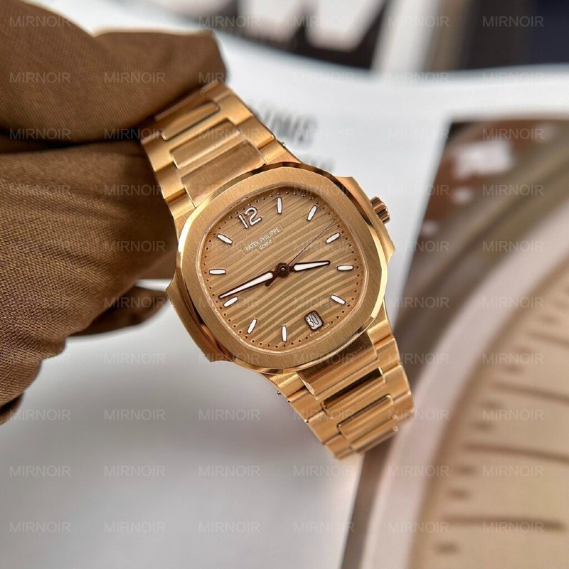 Dong-Ho-Patek-Philippe-Nautilus-7118-Replica-Mau-Vang-Hong-Nha-May-3K-4-1024x1024.jpg