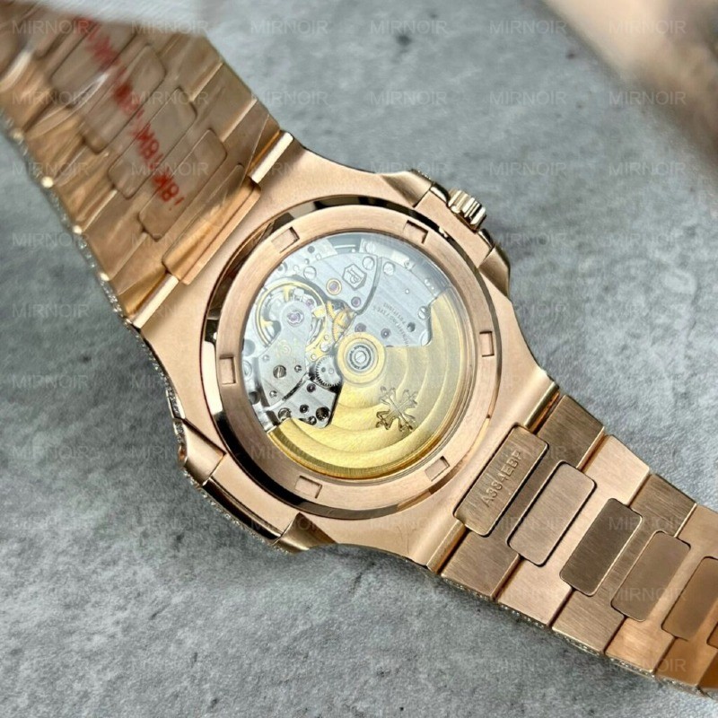Dong-Ho-Patek-Philippe-5711-Tinh-Chinh-Do-Kim-Cuong-Moissanite-3K-40mm-9-1024x1024.jpg
