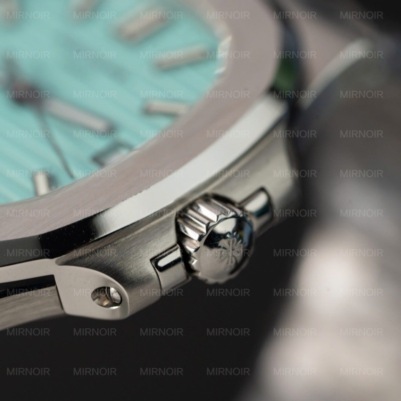 Dong-Ho-Patek-Philippe-Nautilus-5711-Tiffany-Co-Nha-May-3K-Rep-11-8.jpg