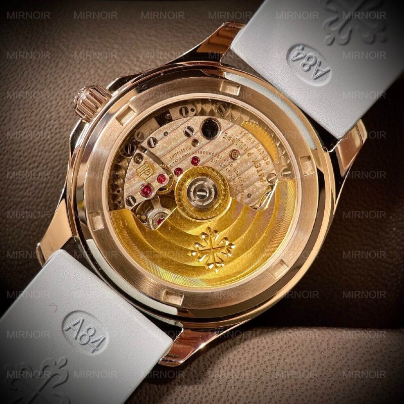 Dong-Ho-Patek-Philippe-Aquanaut-5072R-Mau-Xanh-Duong-Dinh-Da-PPF-1-1024x1024.jpg