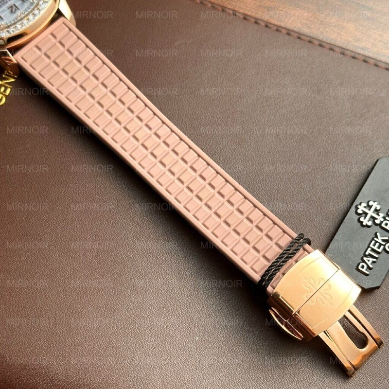 Dong-Ho-Patek-Philippe-Aquanaut-5072R-Day-Hong-Mat-Kham-Trai-1-1024x1024.jpg