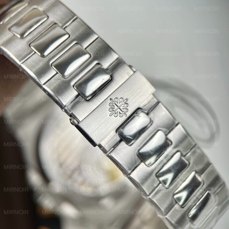 Dong-Ho-Patek-Philippe-Nautilus-5712-Mat-Xanh-La-Cay-ZF-40mm-10-1024x1024.jpg