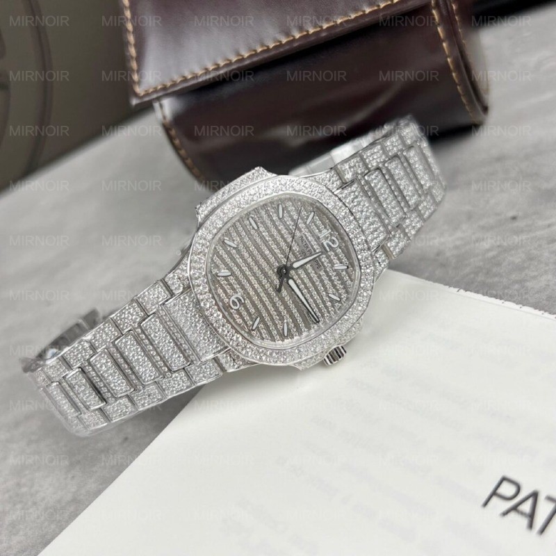 Dong-Ho-Patek-Philippe-Nautilus-7118-Dinh-Full-Da-Replica-11-35-2-1024x1024.jpg