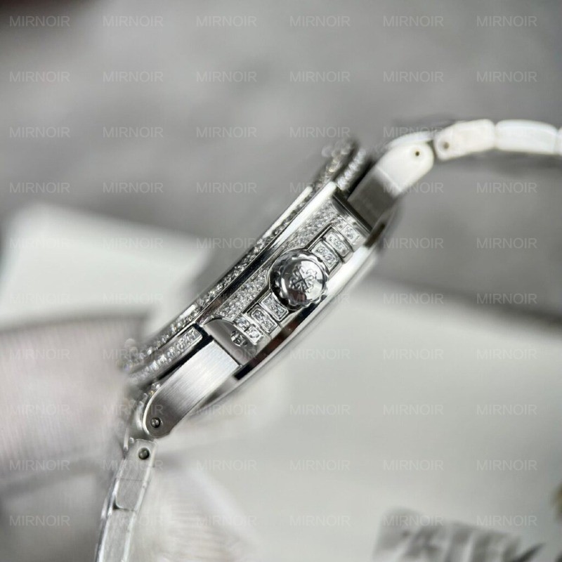 Dong-Ho-Patek-Philippe-Nautilus-7118-Dinh-Full-Da-Replica-11-35-7-1024x1024.jpg
