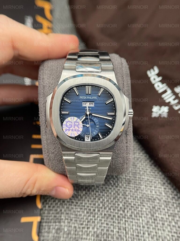 Dong-Ho-Patek-Philippe-Nautilus-5726-Super-Fake-11-Mat-Xanh-GRF-40mm-1-768x1024.jpg