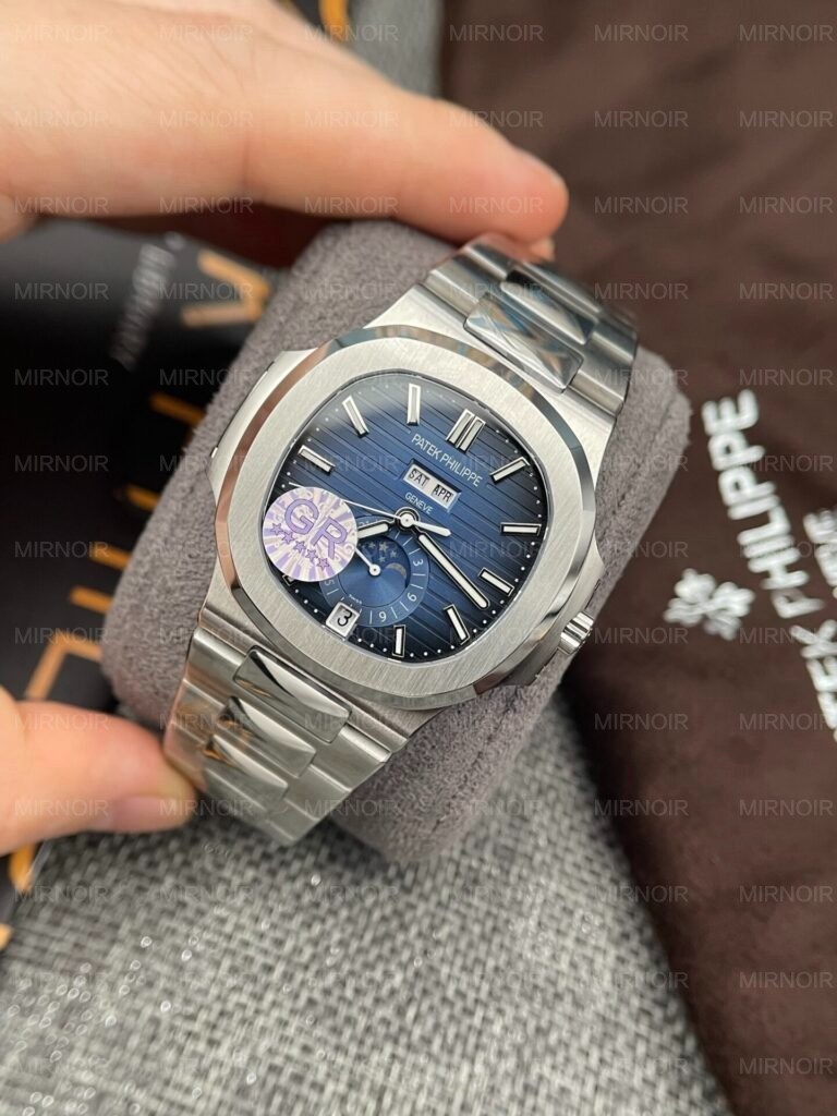 Dong-Ho-Patek-Philippe-Nautilus-5726-Super-Fake-11-Mat-Xanh-GRF-40mm-5-768x1024.jpg