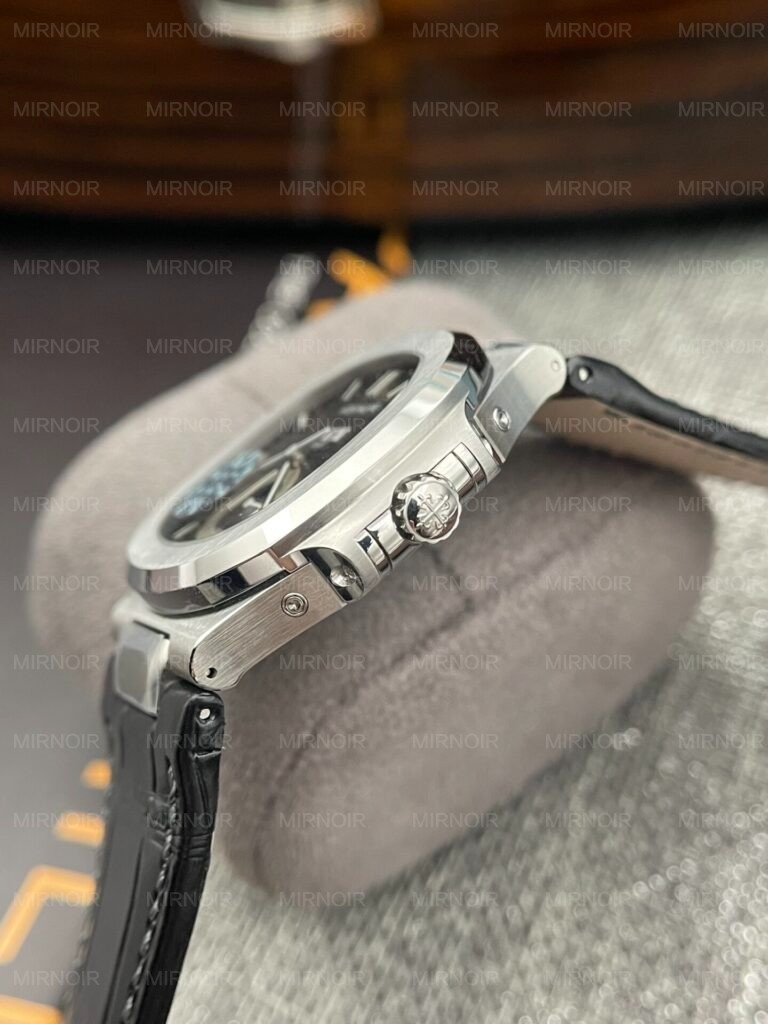 Dong-Ho-Patek-Philippe-Nautilus-5726-Fake-11-Nam-Day-Da-GRF-40mm-2-768x1024.jpg