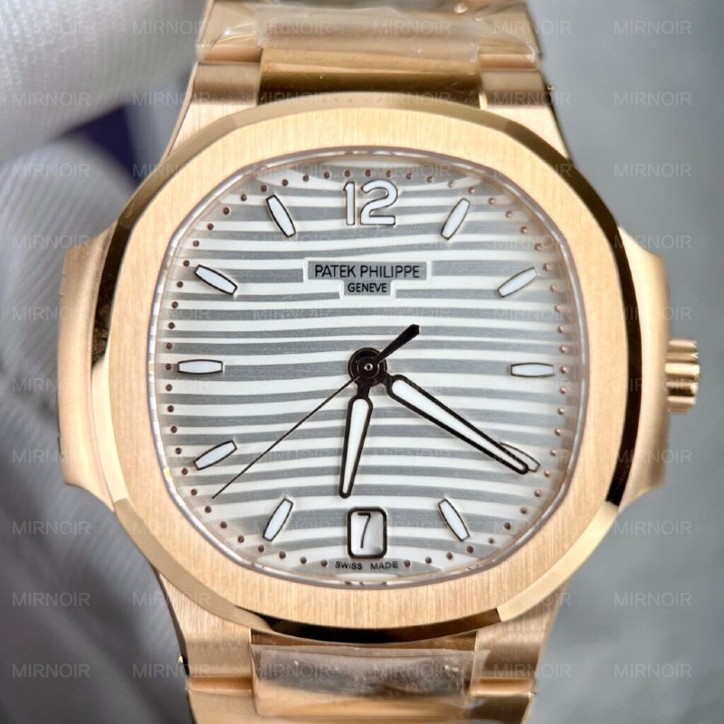 Dong-Ho-Patek-Philippe-Nu-Nautilus-7118-Rose-Gold-3K-Factory-3-1024x1024.jpg