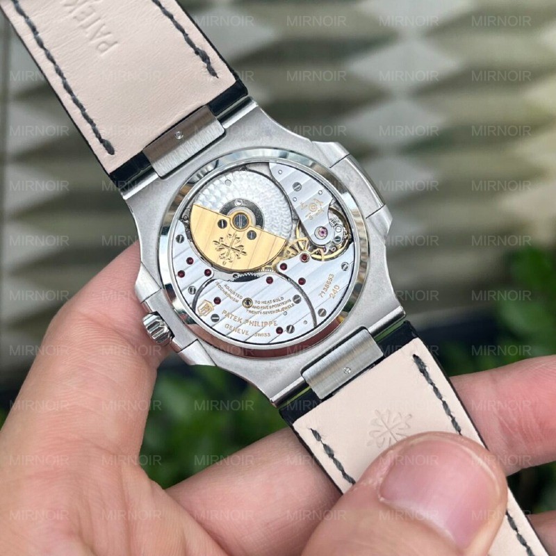 Dong-Ho-Patek-Philippe-Nautilus-5712-Replica-11-GRF-40mm-2-1024x1024.jpg