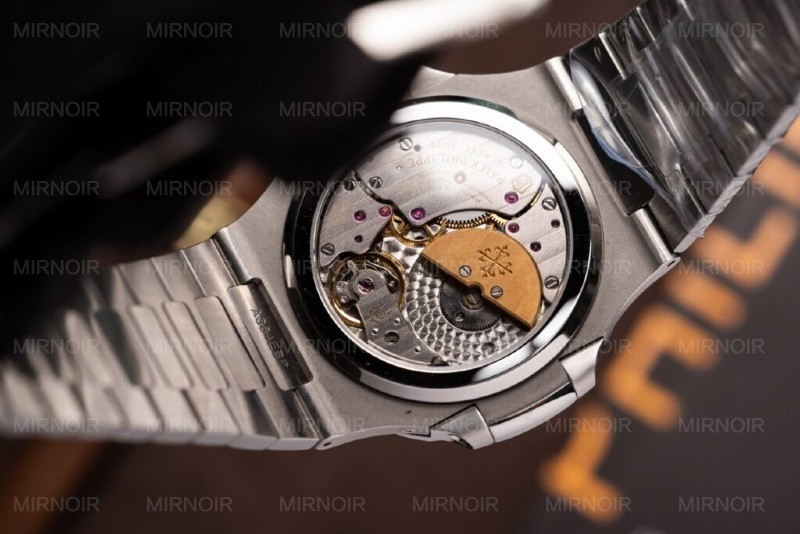 Dong-Ho-Patek-Philippe-Nautilus-5712-Replica-11-PPF-V2-Full-Chuc-Nang-6-1024x683.jpg