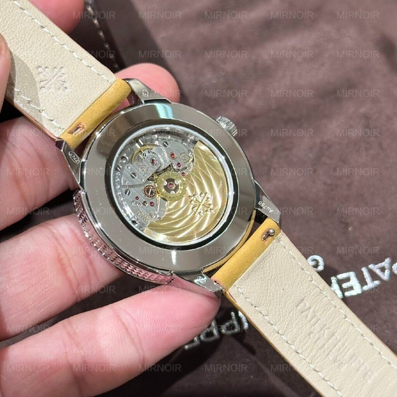 Dong-Ho-Patek-Philippe-Calatrava-5226G-Replica-cao-Cap-40mm-4-1024x1024.jpg