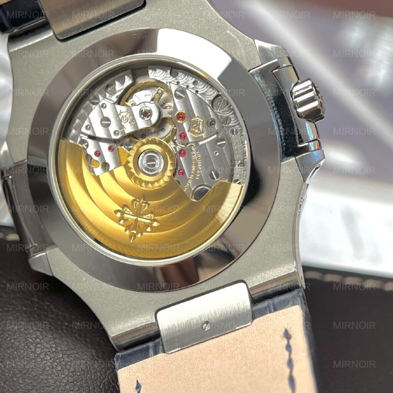 Dong-Ho-Patek-Philippe-Nautilus-5726G-1024x1024.jpg