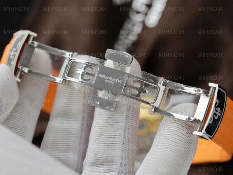 Dong-Ho-Patek-Philippe-Aquanaut-5968A-Replica-11-Day-Cao-Su-Mau-Cam-42-3-1024x770.jpg