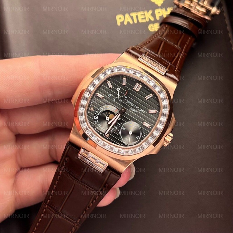 Dong-Ho-Patek-Philippe-Nautilus-5724R-Mat-So-Xam-Nha-May-GR-40mm-4-1024x1024.jpg
