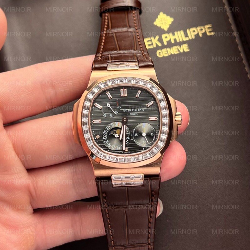 Dong-Ho-Patek-Philippe-Nautilus-5724R-Mat-So-Xam-Nha-May-GR-40mm-8-1024x1024.jpg