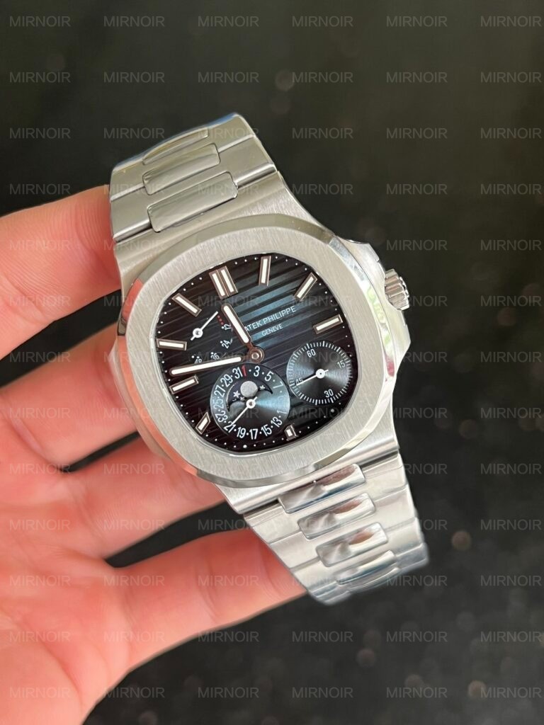 Dong-Ho-Patek-Philippe-Nautilus-5712-Mat-Xanh-Den-Replica-11-GRF-40mm-2-768x1024.jpg
