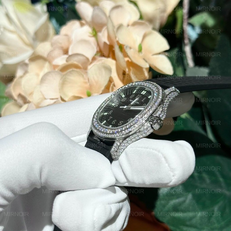 Dong-Ho-Patek-Philippe-Aquanaut-5069G-Dinh-Kim-Cuong-Moissanite-35-2-1024x1024.jpg