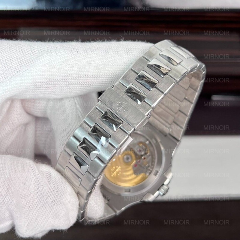 Dong-Ho-Patek-Philippe-Nautilus-5723-Rep-11-Dinh-Da-Blue-Dial-40mm-7-1024x1024.jpg