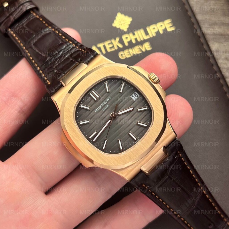 Dong-Ho-Patek-Philippe-Nautilus-5711-Replica-11-Day-Da-Nau-3K-Factory-4-1024x1024.jpg
