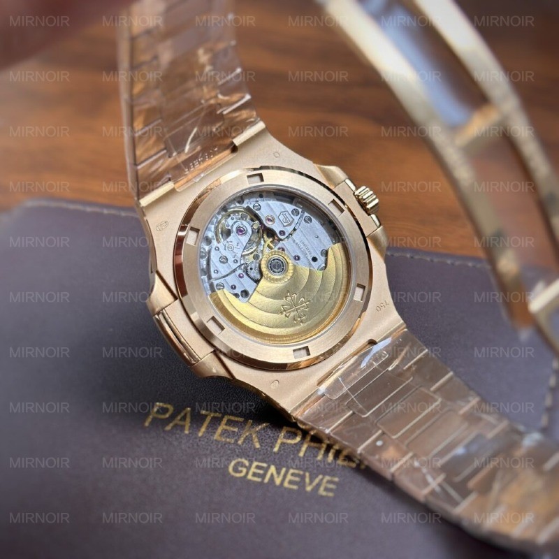 Dong-Ho-Patek-Philippe-Nautilus-5711R-Replica-11-3K-Factory-40mm-4-1024x1024.jpg