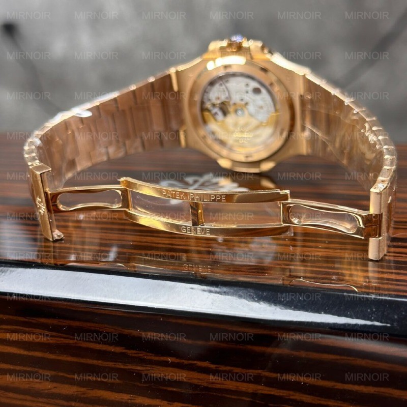 Dong-Ho-Patek-Philippe-Nautilus-5711R-Replica-11-3K-Factory-40mm-8-1024x1024.jpg