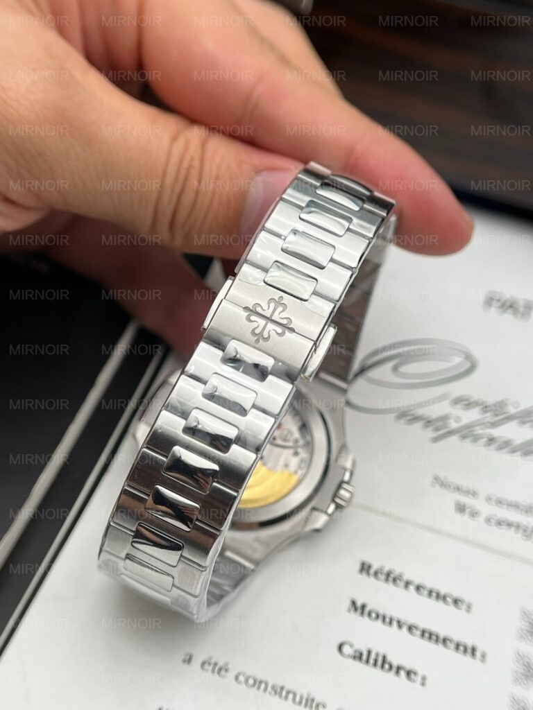 Dong-Ho-Patek-Philippe-Nautilus-5811-Replica-11-Nha-May-3K-41mm-7-768x1024.jpg