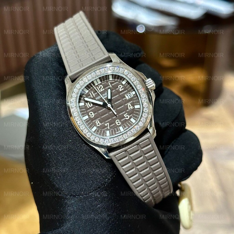Dong-Ho-Patek-Philippe-Aquanaut-5067A-Dinh-Kim-Cuong-Moissanite-35-4-1024x1024.jpg