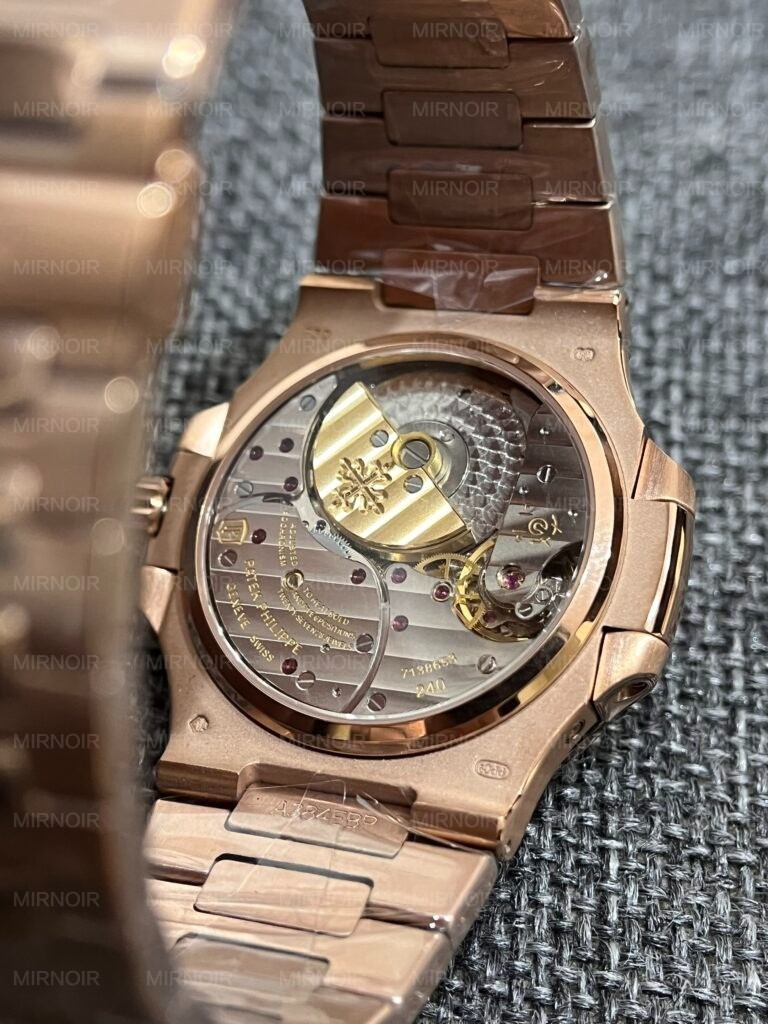 Dong-Ho-Patek-Philippe-Replica-11-1-768x1024.jpg