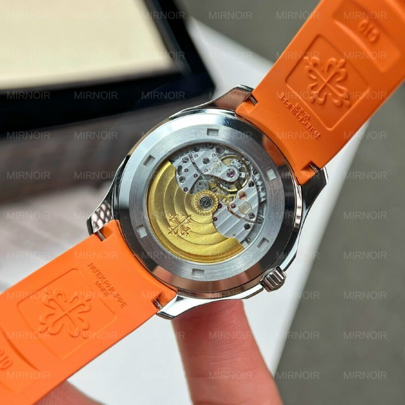 Dong-Ho-Patek-Philippe-Aquanaut-5167A-Mau-Cam-3K-Factory-40mm-6-1024x1024.jpg