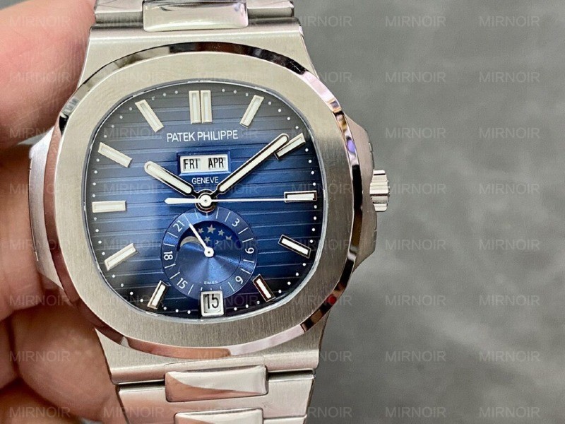 Dong-Ho-Patek-Philippe-Nautilus-5726-Blue-Dial-GR-Factory-6-1024x768.jpg