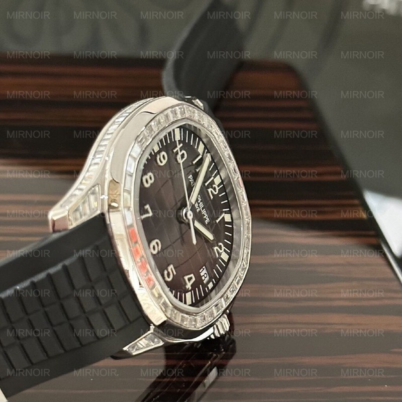 Dong-Ho-Patek-Philippe-Aquanaut-5167-Rep-11-Do-Moissanite-Baguette-40mm-6.jpg