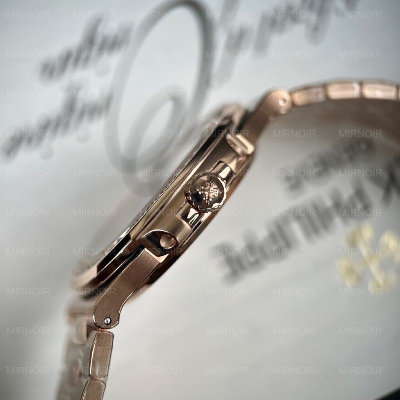 Dong-Ho-Patek-Philippe-Nautilus-5711-Replica-11-Boc-Vang-Do-Kim-Cuong-Tu-Nhien-40mm-10.jpg
