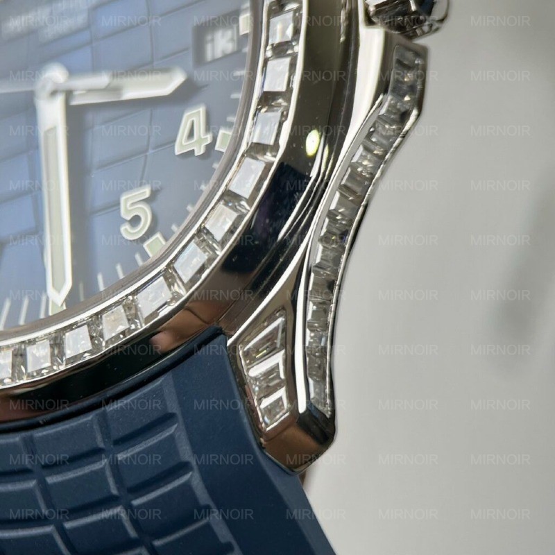 Dong-Ho-Patek-Philippe-5168G-Dinh-Moissanite-Baguette-Blue-42mm-2.jpg