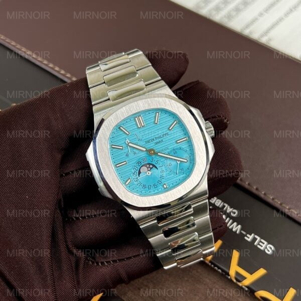 Dong-Ho-Patek-Philippe-Nautilus-5712-Tiffany-Co-Replica-11-Day-Kim-Loai-40mm-1.jpg